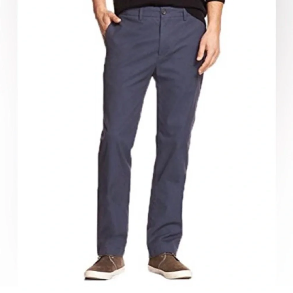 Banana Republic, Rapid Movement Chino Pants. Slim Waist 32 X 30 Dark Gray